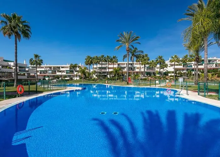 公寓 Stunning Next To Puerto Banus 马尔韦利亚